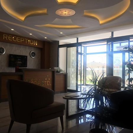 Garden Zara Hotel Bagian luar foto