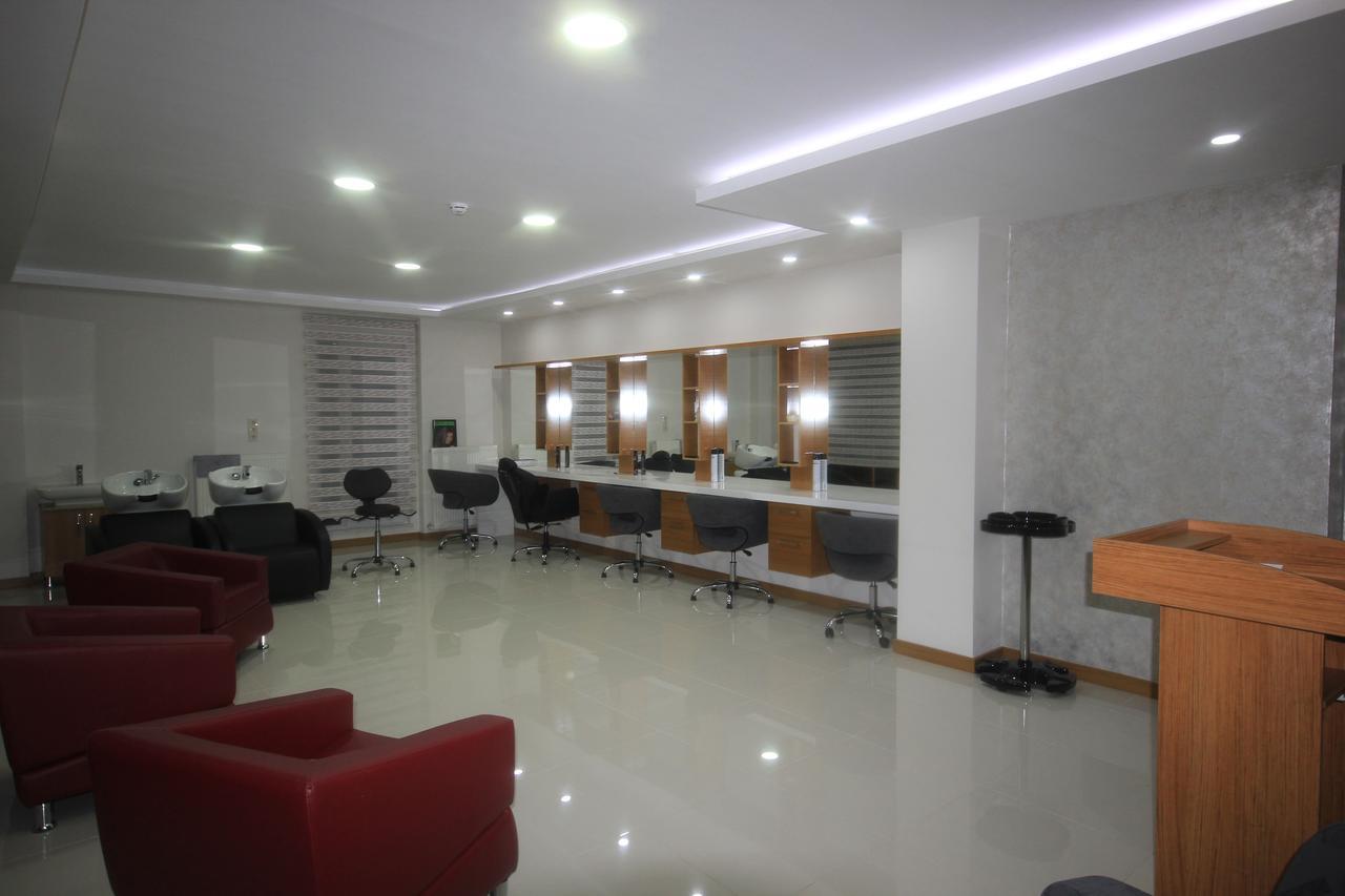 Garden Zara Hotel Bagian luar foto