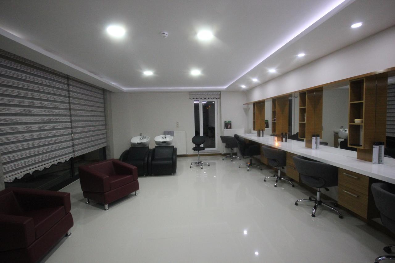 Garden Zara Hotel Bagian luar foto